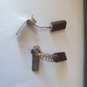 Chổi than máy trải vải Bullmer